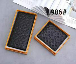 Picture of Louis Vuitton Wallets _SKUfw232841110fw